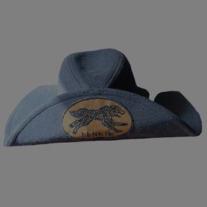 Fenrir black hat.  No size shown.  Good condition.